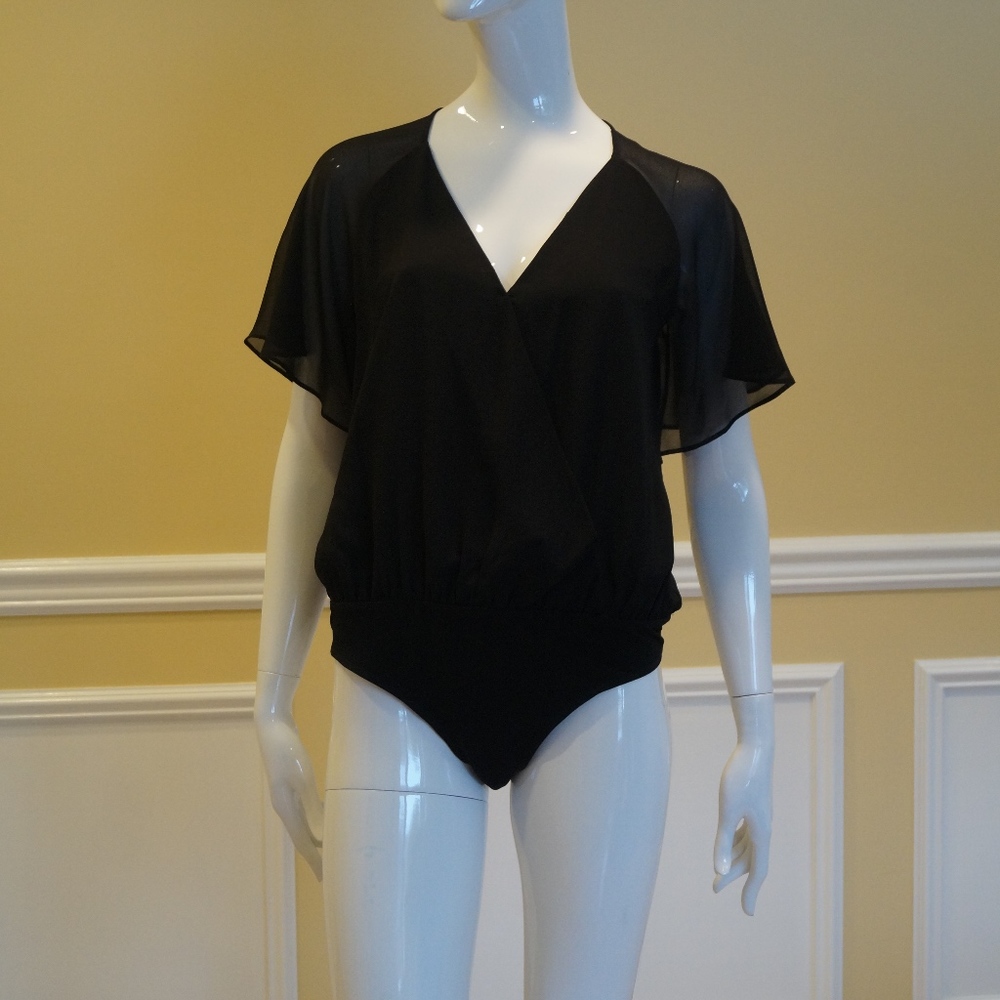 BCBGeneration V-neck bodysuit